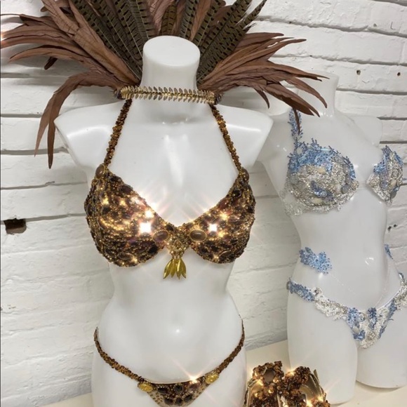 Custom Salma Hayek Costume - Picture 2 of 4